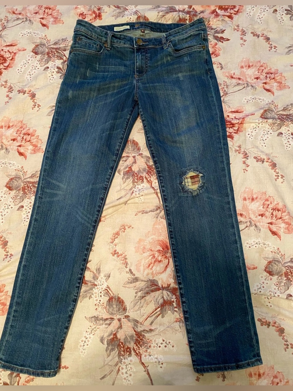 Kut from the Kloth Catherine Boyfriend Jeans with Plaid Patch Detail size 10